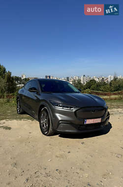 Позашляховик / Кросовер Ford Mustang Mach-E 2023 в 