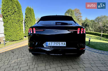 Позашляховик / Кросовер Ford Mustang Mach-E 2024 в 