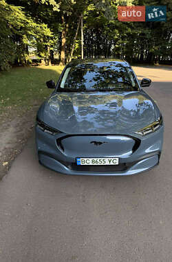 Позашляховик / Кросовер Ford Mustang Mach-E 2023 в 