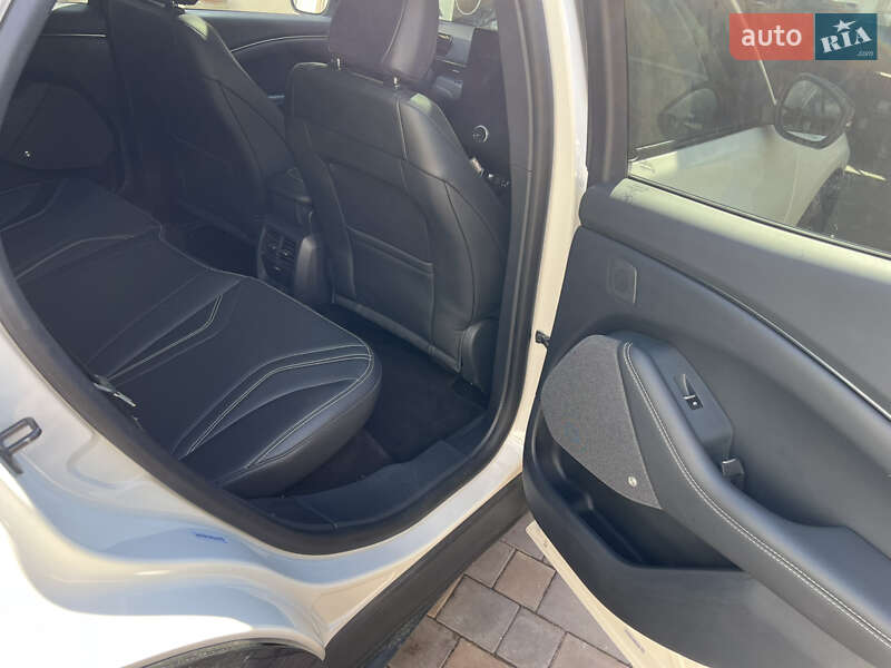 Позашляховик / Кросовер Ford Mustang Mach-E 2022 в Кривому Розі фото 28 Позашляховик / Кросовер Ford Mustang Mach-E 2022 в Кривому Розі