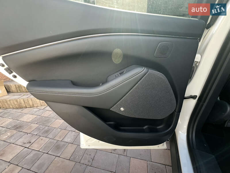 Позашляховик / Кросовер Ford Mustang Mach-E 2022 в Кривому Розі фото 32 Позашляховик / Кросовер Ford Mustang Mach-E 2022 в Кривому Розі