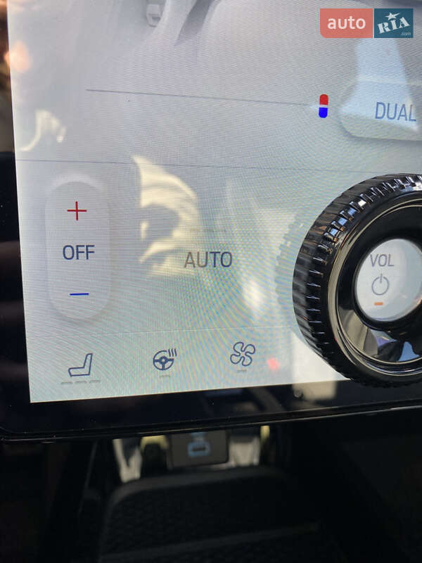 Позашляховик / Кросовер Ford Mustang Mach-E 2021 в Києві