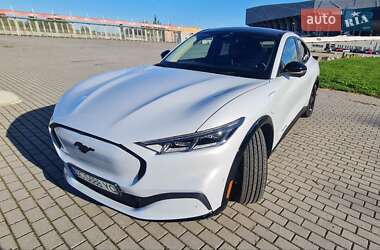 Позашляховик / Кросовер Ford Mustang Mach-E 2023 в 