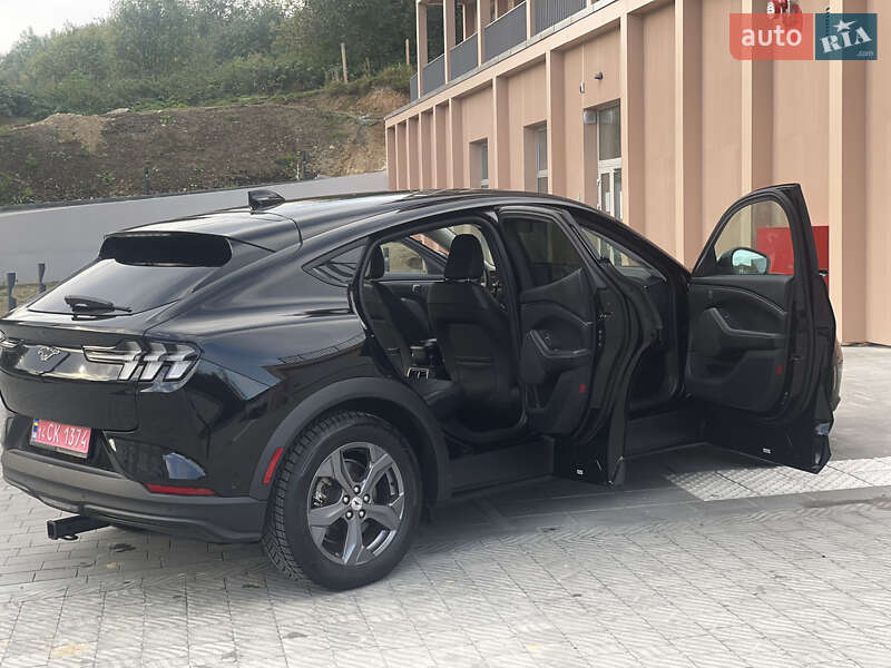 Позашляховик / Кросовер Ford Mustang Mach-E 2023 в Львові фото 31 Позашляховик / Кросовер Ford Mustang Mach-E 2023 в Львові