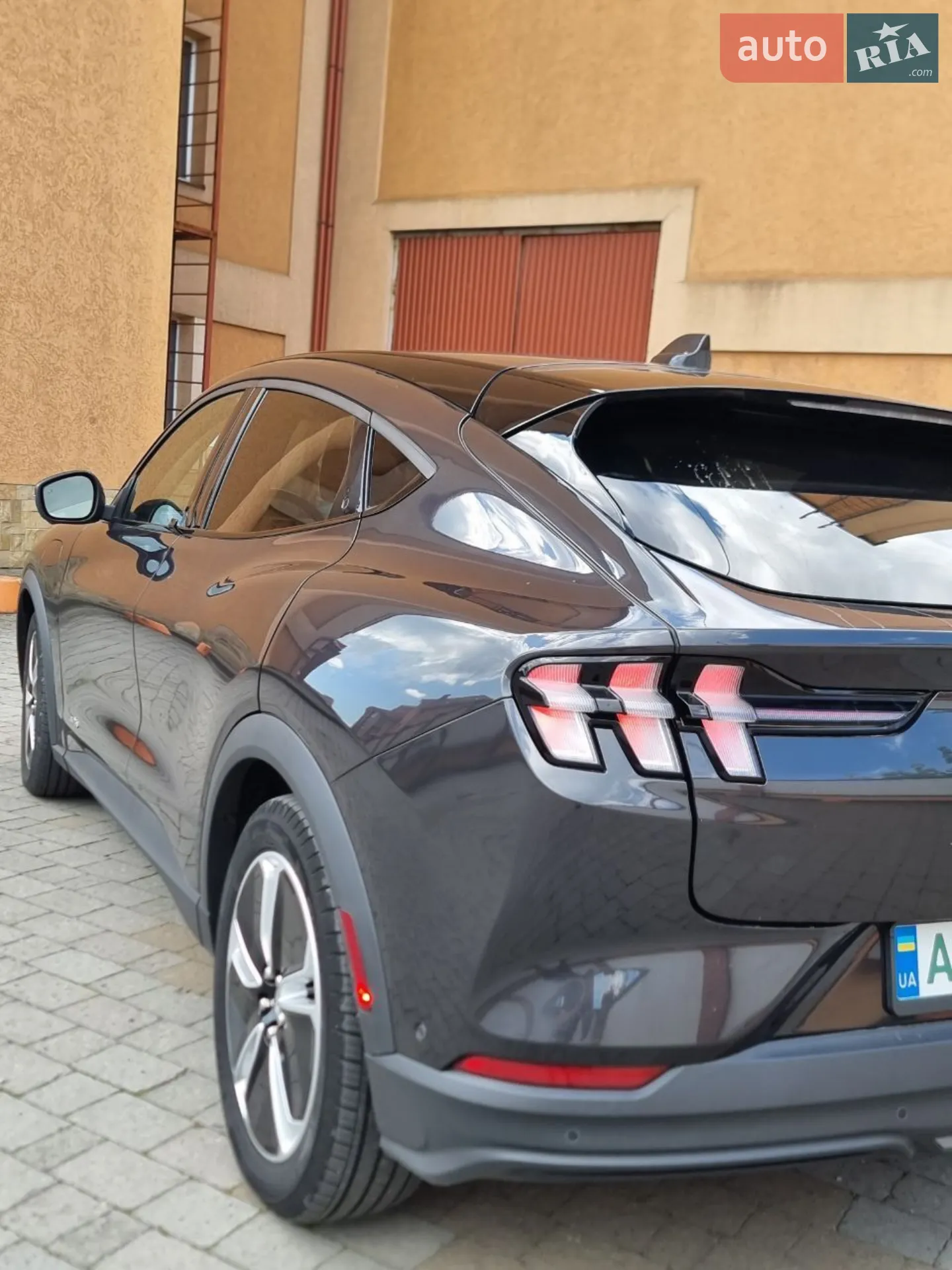 2022 Ford Mustang Mach-E - мініатюра 16