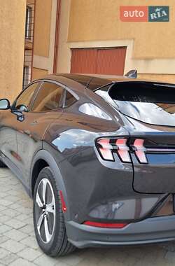 Позашляховик / Кросовер Ford Mustang Mach-E 2022 в 