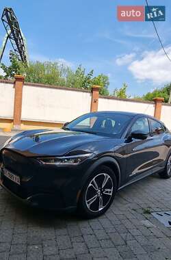 Позашляховик / Кросовер Ford Mustang Mach-E 2022 в 
