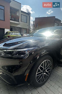 Позашляховик / Кросовер Ford Mustang Mach-E 2024 в 