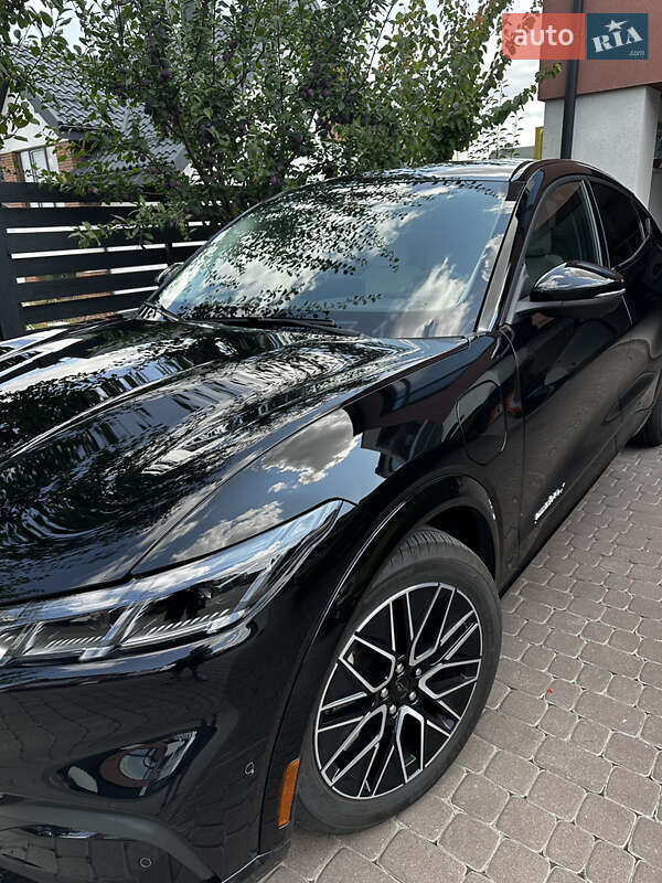 Внедорожник / Кроссовер Ford Mustang Mach-E 2024 в Львове
