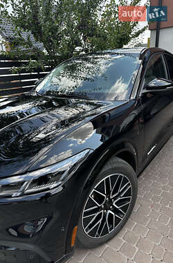 Позашляховик / Кросовер Ford Mustang Mach-E 2024 в 