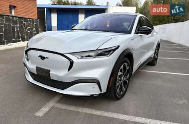 Позашляховик / Кросовер Ford Mustang Mach-E 2021 в 