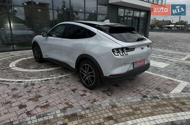 Внедорожник / Кроссовер Ford Mustang Mach-E 2021 в 