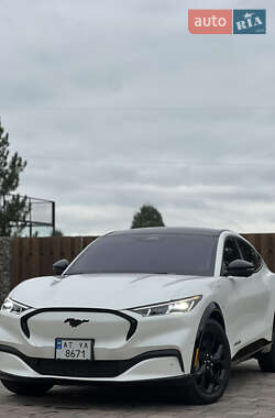 Позашляховик / Кросовер Ford Mustang Mach-E 2023 в 