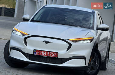 Позашляховик / Кросовер Ford Mustang Mach-E 2022 в 