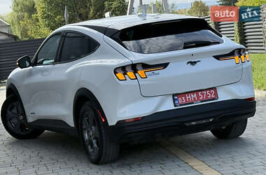 Позашляховик / Кросовер Ford Mustang Mach-E 2022 в 