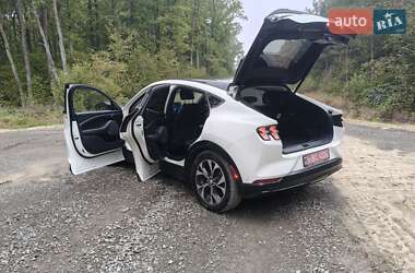 Внедорожник / Кроссовер Ford Mustang Mach-E 2021 в 