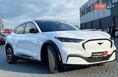 Внедорожник / Кроссовер Ford Mustang Mach-E 2020 в 