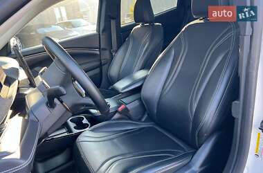 Внедорожник / Кроссовер Ford Mustang Mach-E 2020 в 