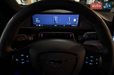 Позашляховик / Кросовер Ford Mustang Mach-E 2023 в  фото 18 Позашляховик / Кросовер Ford Mustang Mach-E 2023 в
