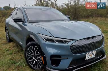 Внедорожник / Кроссовер Ford Mustang Mach-E 2024 в 