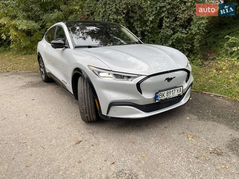 Позашляховик / Кросовер Ford Mustang Mach-E 2023 в Рівному фото 2 Позашляховик / Кросовер Ford Mustang Mach-E 2023 в Рівному