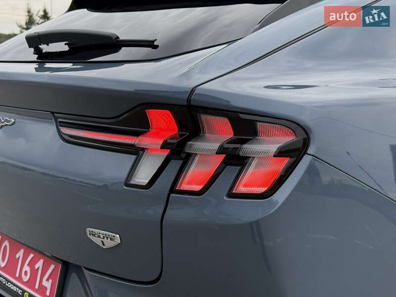 Внедорожник / Кроссовер Ford Mustang Mach-E 2023 в Тернополе