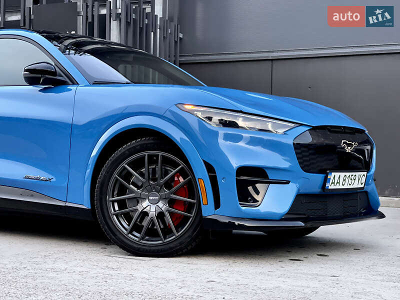 Позашляховик / Кросовер Ford Mustang Mach-E 2022 в Києві