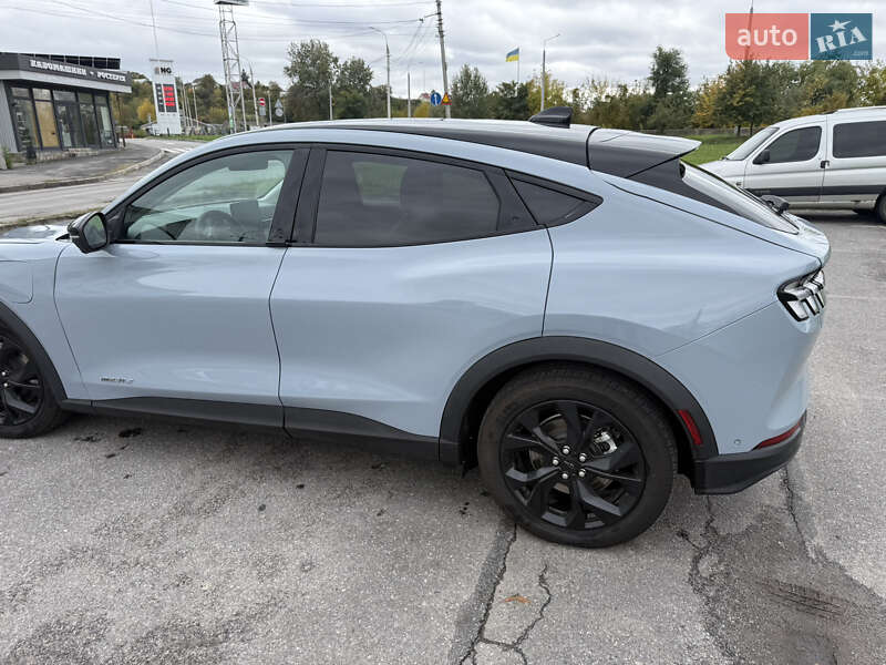 Позашляховик / Кросовер Ford Mustang Mach-E 2024 в Вінниці