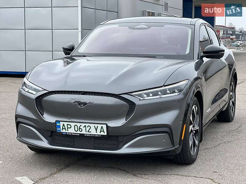 Позашляховик / Кросовер Ford Mustang Mach-E 2021 в 