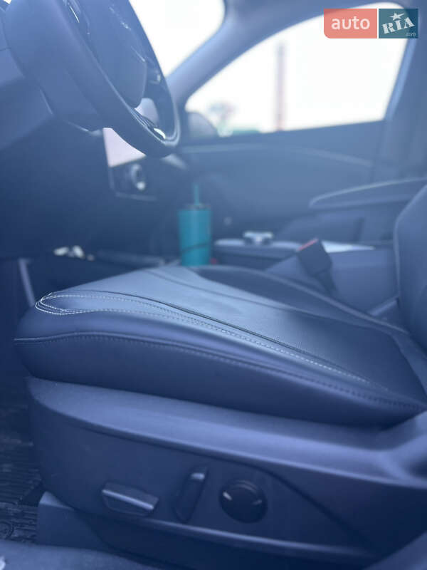 Внедорожник / Кроссовер Ford Mustang Mach-E 2023 в Львове фото 9 Внедорожник / Кроссовер Ford Mustang Mach-E 2023 в Львове