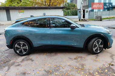 Позашляховик / Кросовер Ford Mustang Mach-E 2023 в 