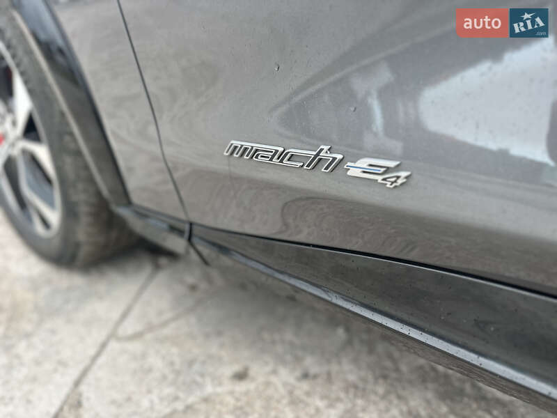 Внедорожник / Кроссовер Ford Mustang Mach-E 2021 в Киеве