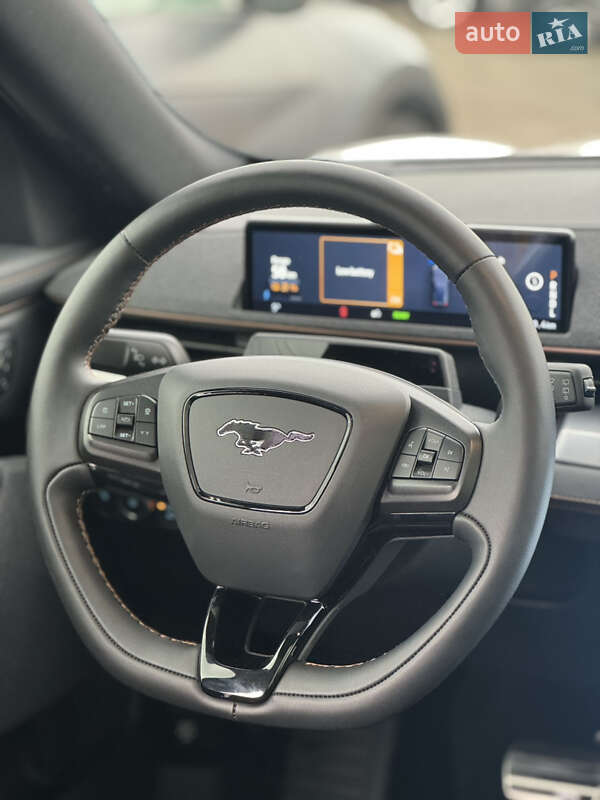 Внедорожник / Кроссовер Ford Mustang Mach-E 2022 в Киеве