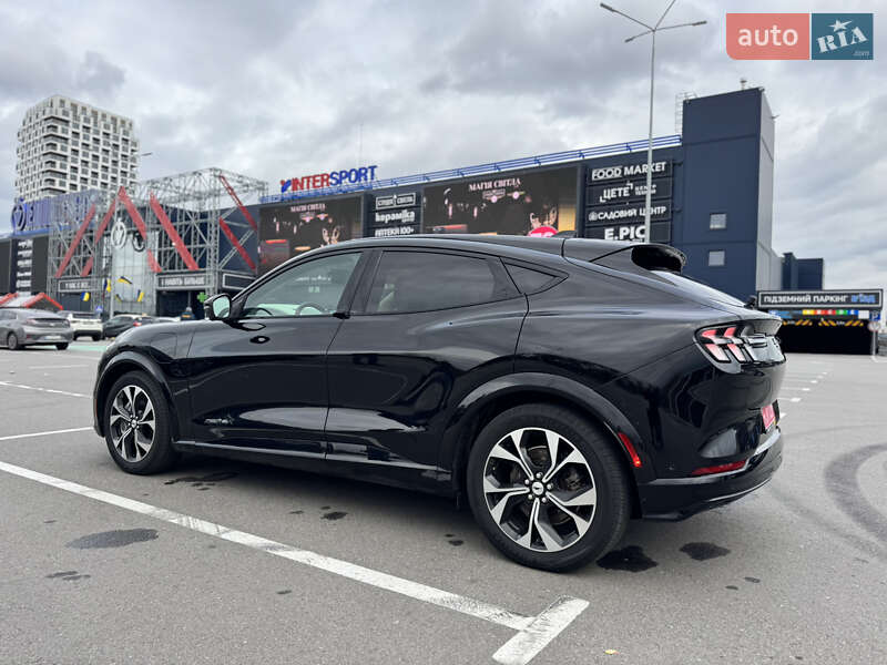 Позашляховик / Кросовер Ford Mustang Mach-E 2022 в Києві фото 6 Позашляховик / Кросовер Ford Mustang Mach-E 2022 в Києві