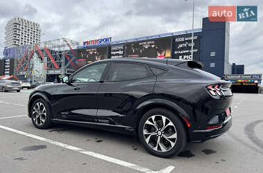 Позашляховик / Кросовер Ford Mustang Mach-E 2022 в 