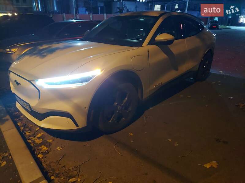 Ford Mustang Mach-E 2022