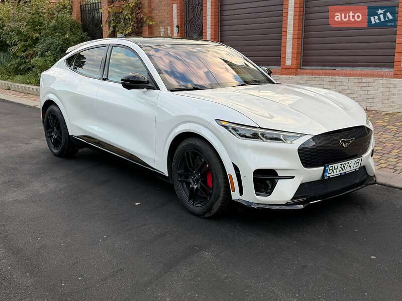 Позашляховик / Кросовер Ford Mustang Mach-E 2021 в Ізмаїлі