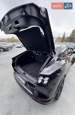Внедорожник / Кроссовер Ford Mustang Mach-E 2023 в 