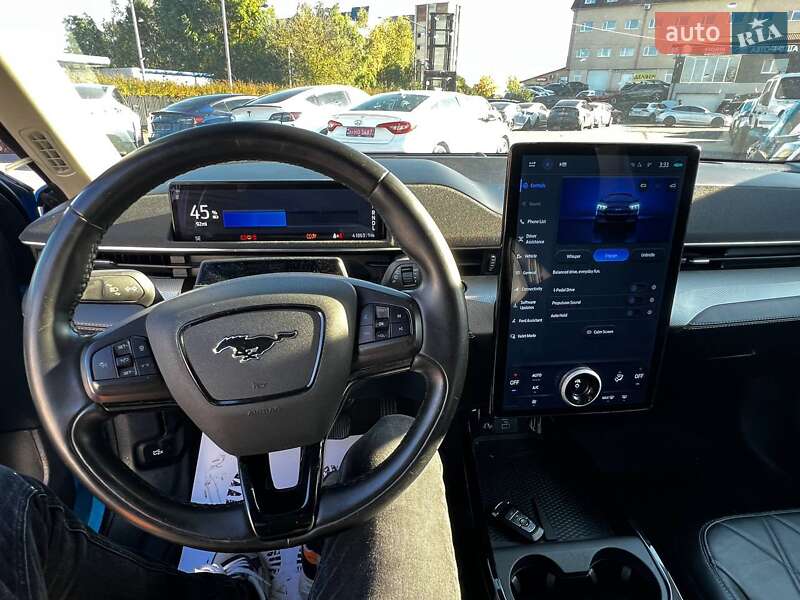 Позашляховик / Кросовер Ford Mustang Mach-E 2022 в Луцьку