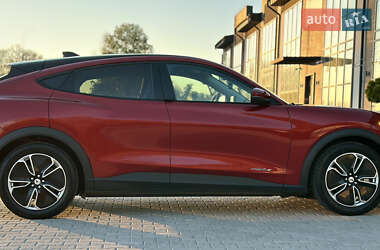 Позашляховик / Кросовер Ford Mustang Mach-E 2021 в  фото 13 Позашляховик / Кросовер Ford Mustang Mach-E 2021 в