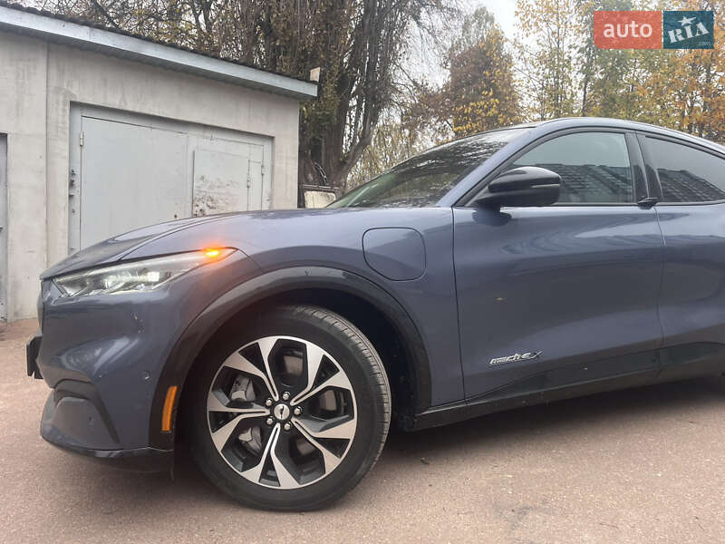 Внедорожник / Кроссовер Ford Mustang Mach-E 2020 в Киеве