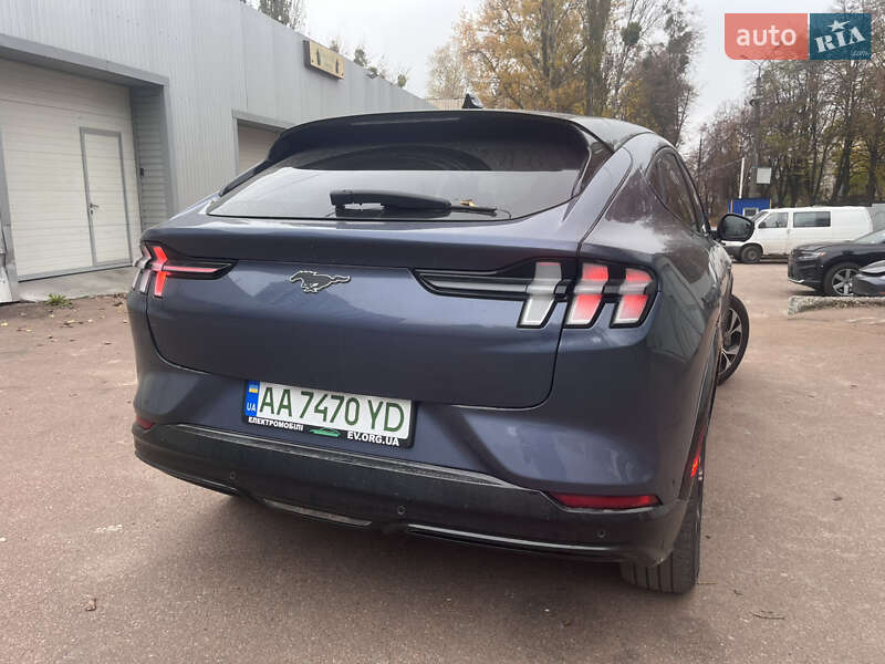 Внедорожник / Кроссовер Ford Mustang Mach-E 2020 в Киеве