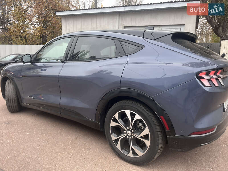 Внедорожник / Кроссовер Ford Mustang Mach-E 2020 в Киеве
