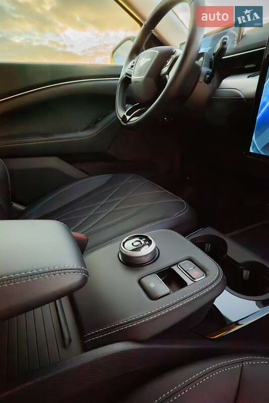 Внедорожник / Кроссовер Ford Mustang Mach-E 2023 в Львове фото 14 Внедорожник / Кроссовер Ford Mustang Mach-E 2023 в Львове