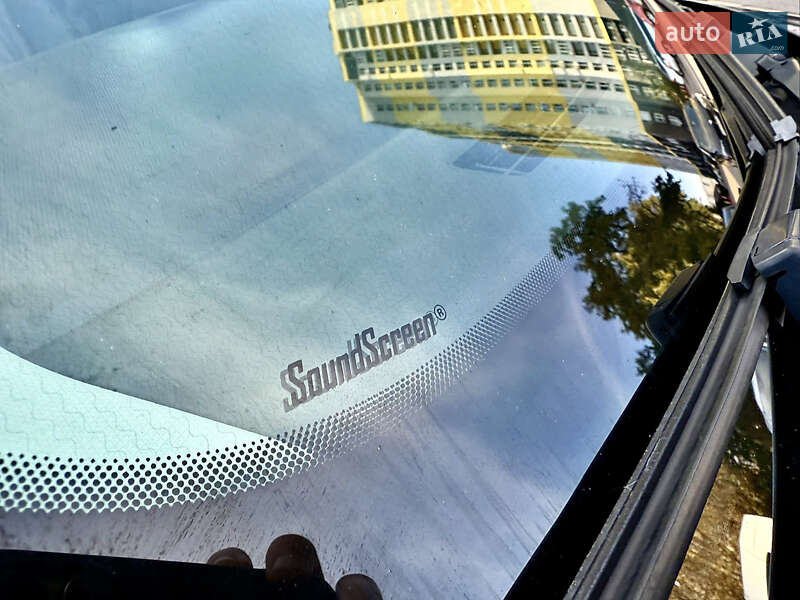 Позашляховик / Кросовер Ford Mustang Mach-E 2021 в Києві фото 22 Позашляховик / Кросовер Ford Mustang Mach-E 2021 в Києві