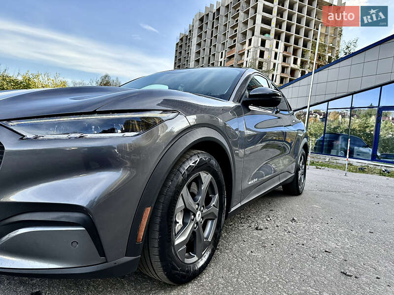 Позашляховик / Кросовер Ford Mustang Mach-E 2021 в Києві фото 24 Позашляховик / Кросовер Ford Mustang Mach-E 2021 в Києві