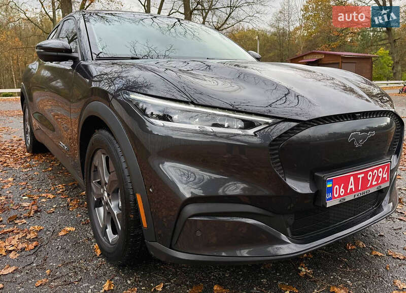 Позашляховик / Кросовер Ford Mustang Mach-E 2022 в Звягелі