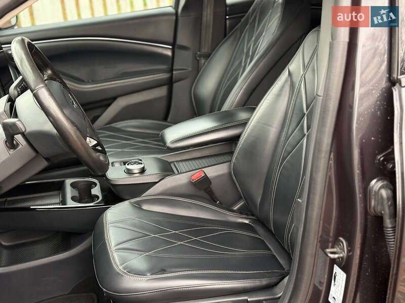 Позашляховик / Кросовер Ford Mustang Mach-E 2022 в Звягелі