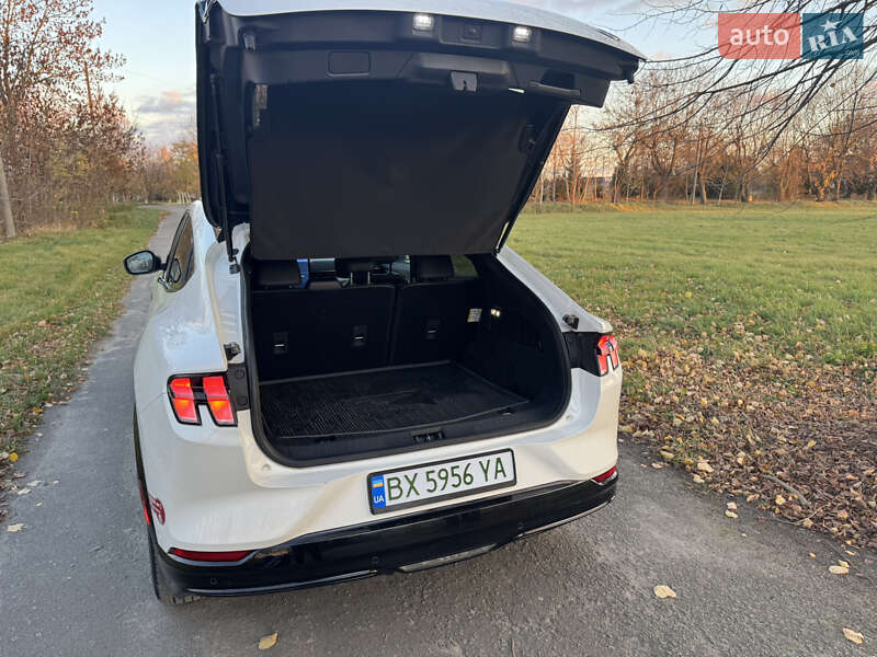 Внедорожник / Кроссовер Ford Mustang Mach-E 2023 в Изяславе фото 10 Внедорожник / Кроссовер Ford Mustang Mach-E 2023 в Изяславе