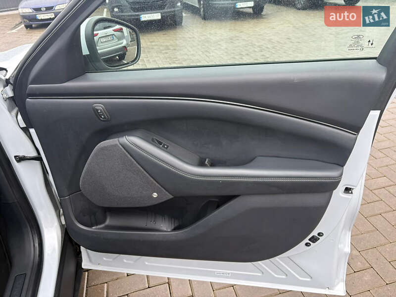 Внедорожник / Кроссовер Ford Mustang Mach-E 2021 в Ровно